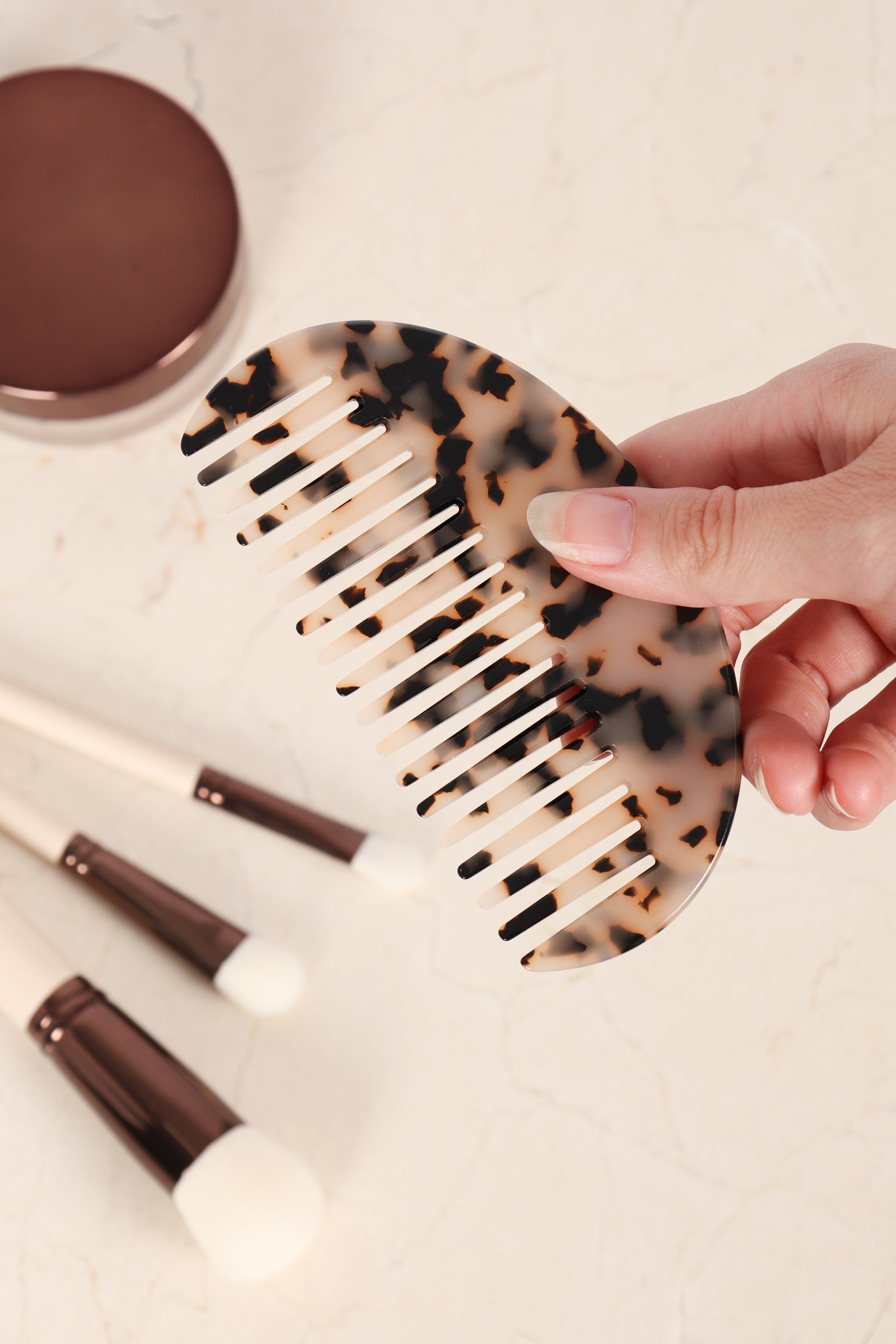 Wyatt Comb - Light Tort